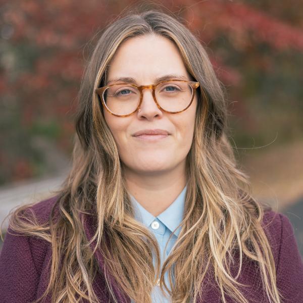 Suzanne Poole Patzelt headshot